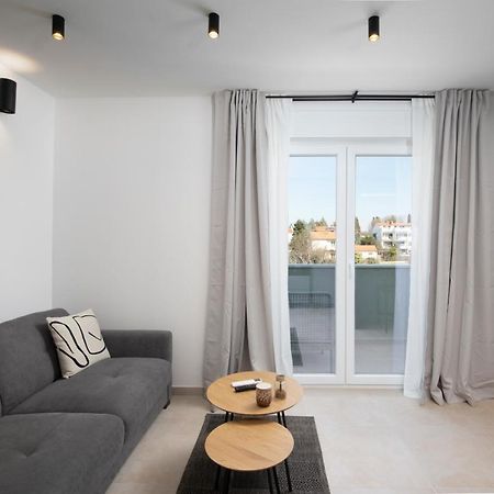Meraviglia Residence Пула Экстерьер фото