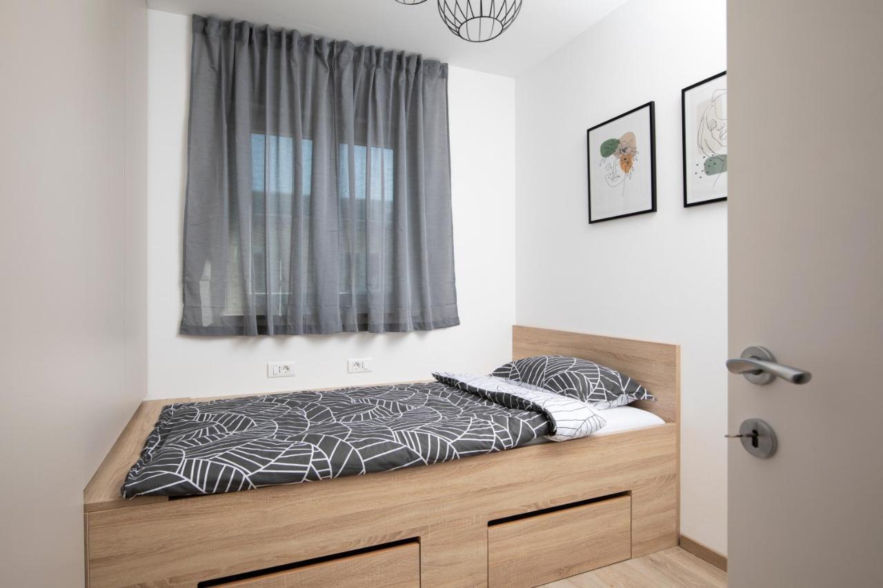 Meraviglia Residence Пула Экстерьер фото